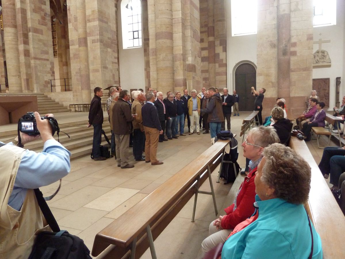 - 2 - Gesang im Dom zu Speyer