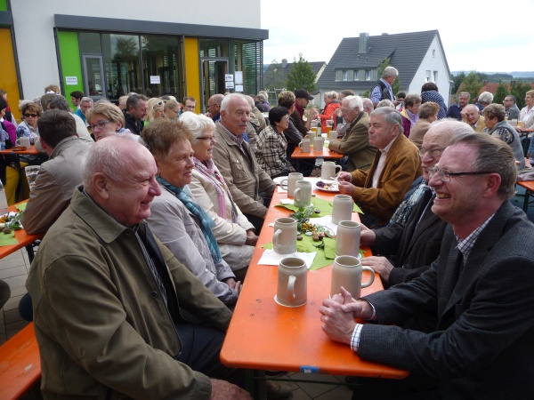 1. Reuther Chorfest - 5 - Abordnung vom Patenverein Burk