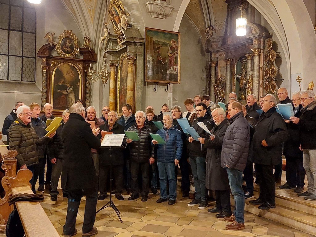 - 2 - Unser Chor