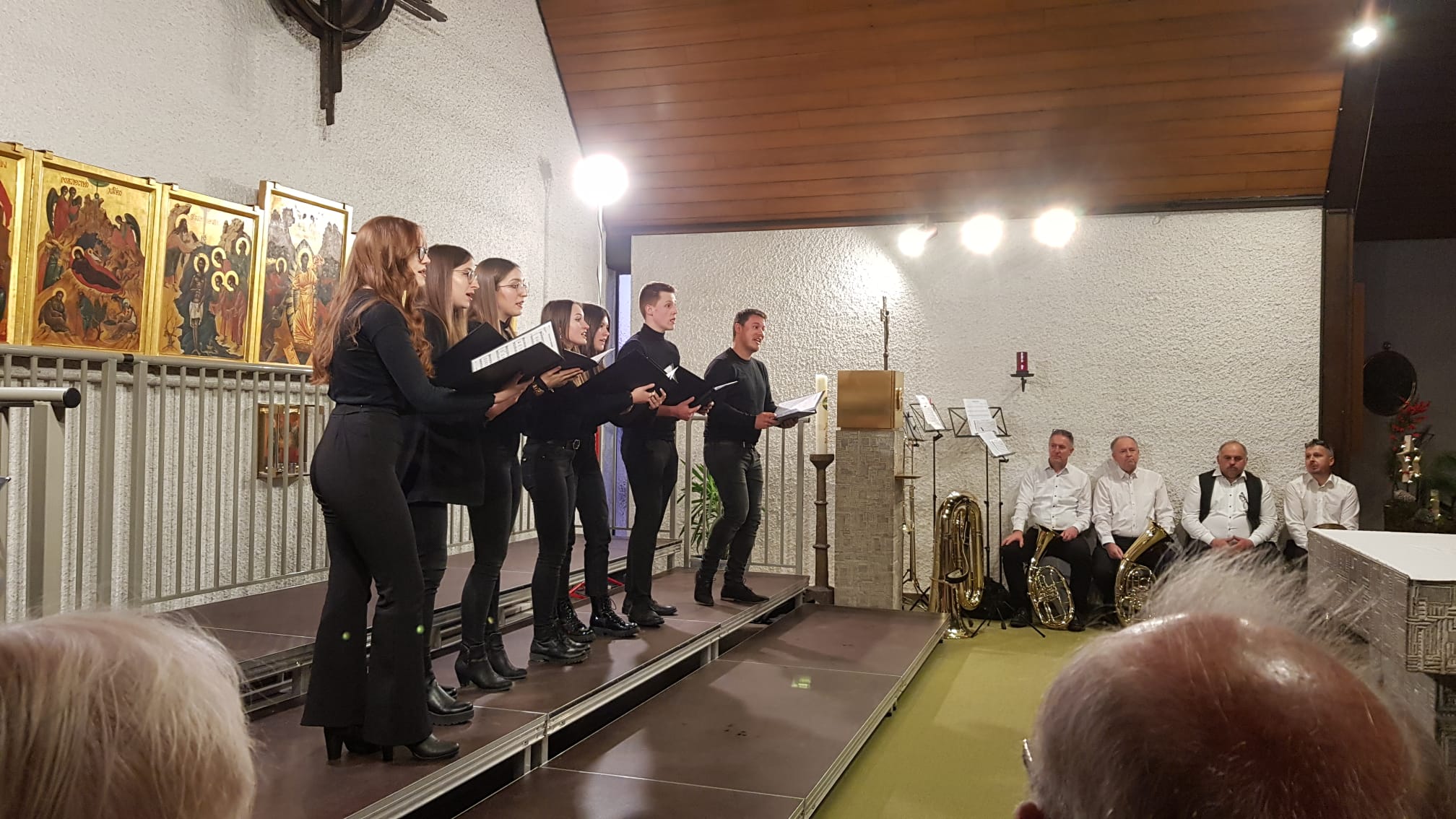 -7- Polyphonia Kirchenthumbach in kleiner Besetzung