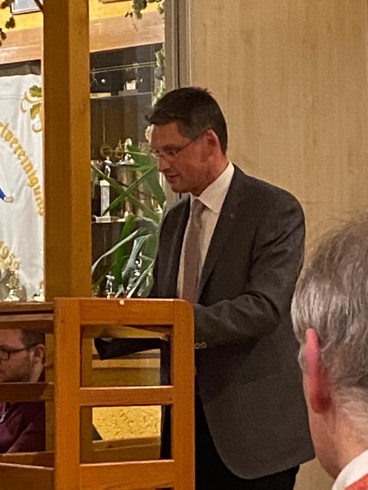 - 2 - Kassier Markus Schuster