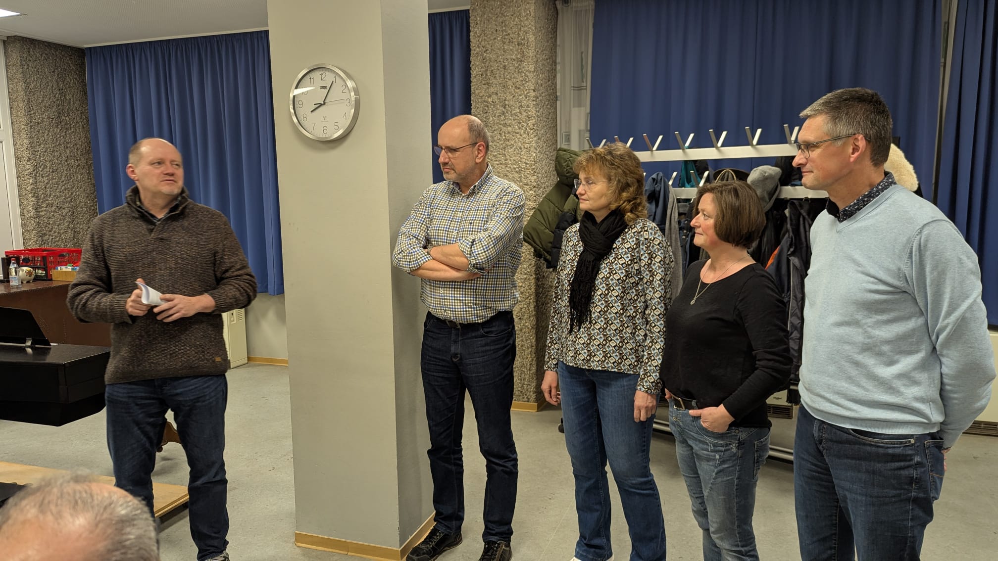 -1- 1. Vorstand Michael Schuster bei seiner Laudatio